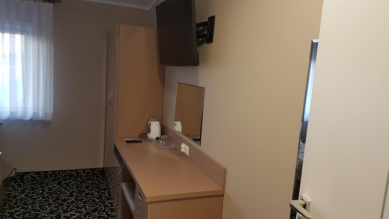 Hotel Gutland Wysokie Mazowieckie المظهر الخارجي الصورة
